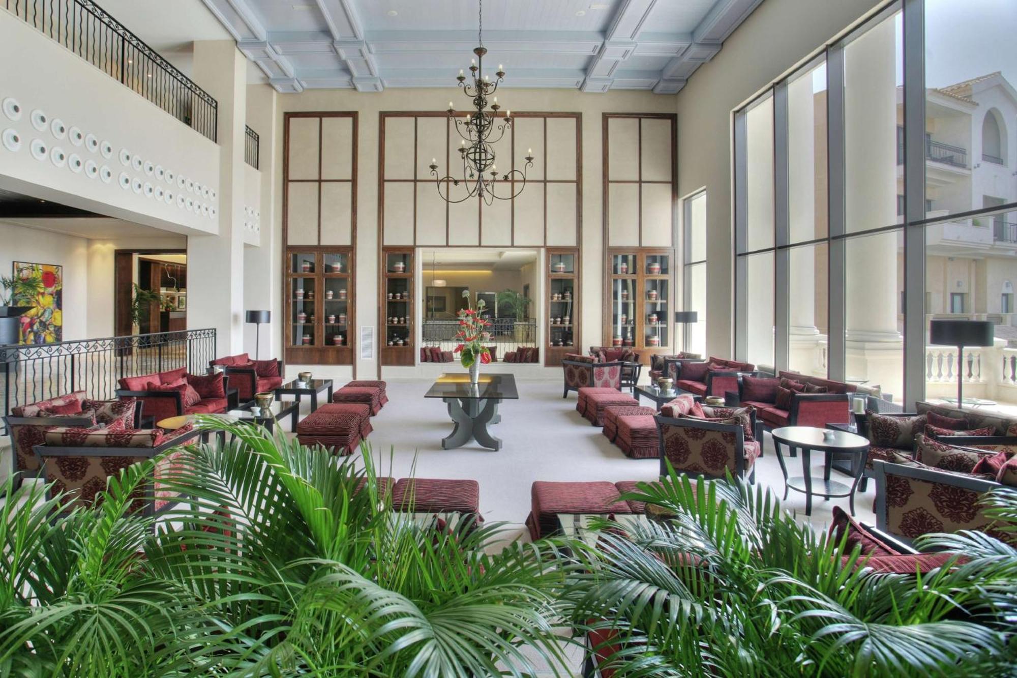 Doubletree By Hilton La Torre Golf Resort Roldan Екстер'єр фото The lobby of the hotel